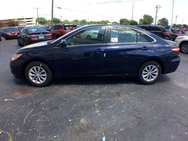 2017 Toyota Camry LE 4Dr Sedan